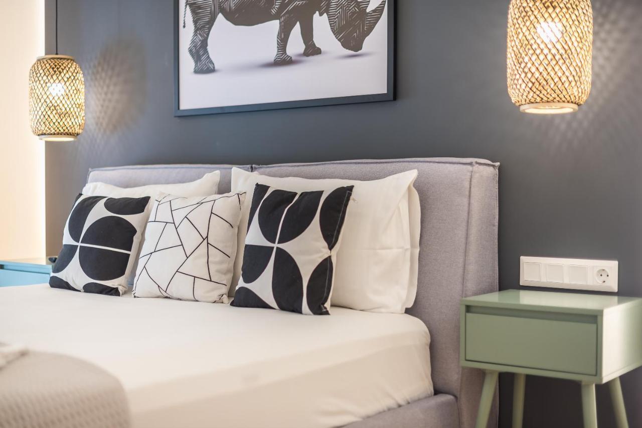 Chic And Comfort Home In Central Афины Экстерьер фото