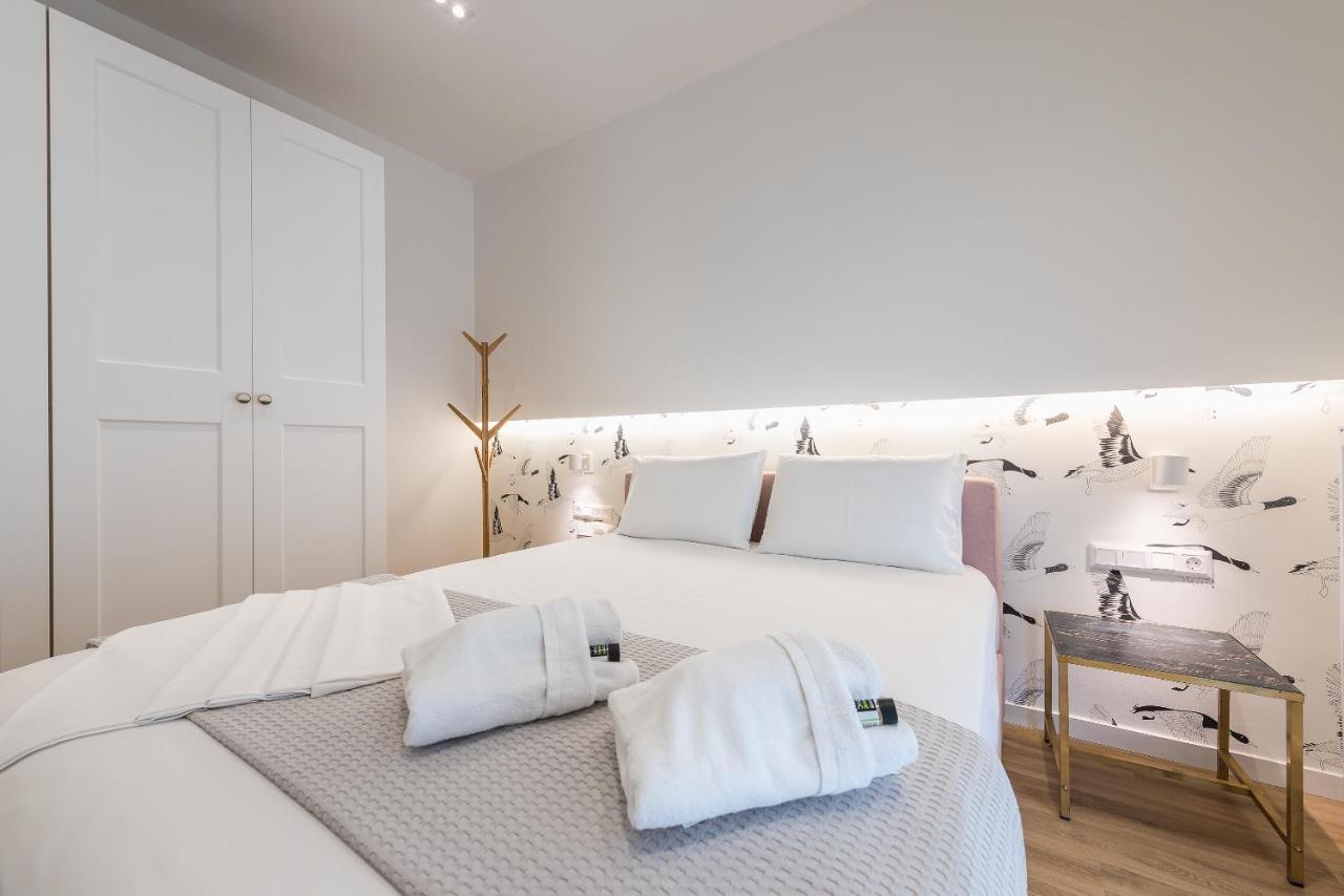 Chic And Comfort Home In Central Афины Экстерьер фото